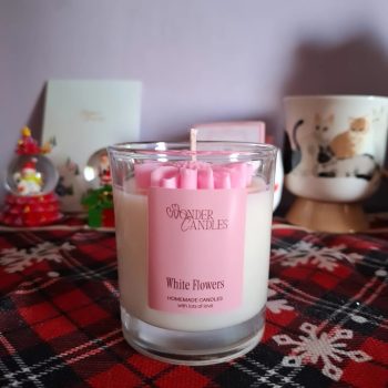 White Flowers candle 150g