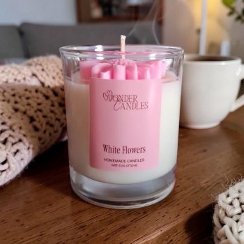 White Flowers Candle ✨️